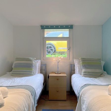 Pass The Keys Gower Beach Staycation Caswell Bay - Sleeps 4 Свонсі Екстер'єр фото