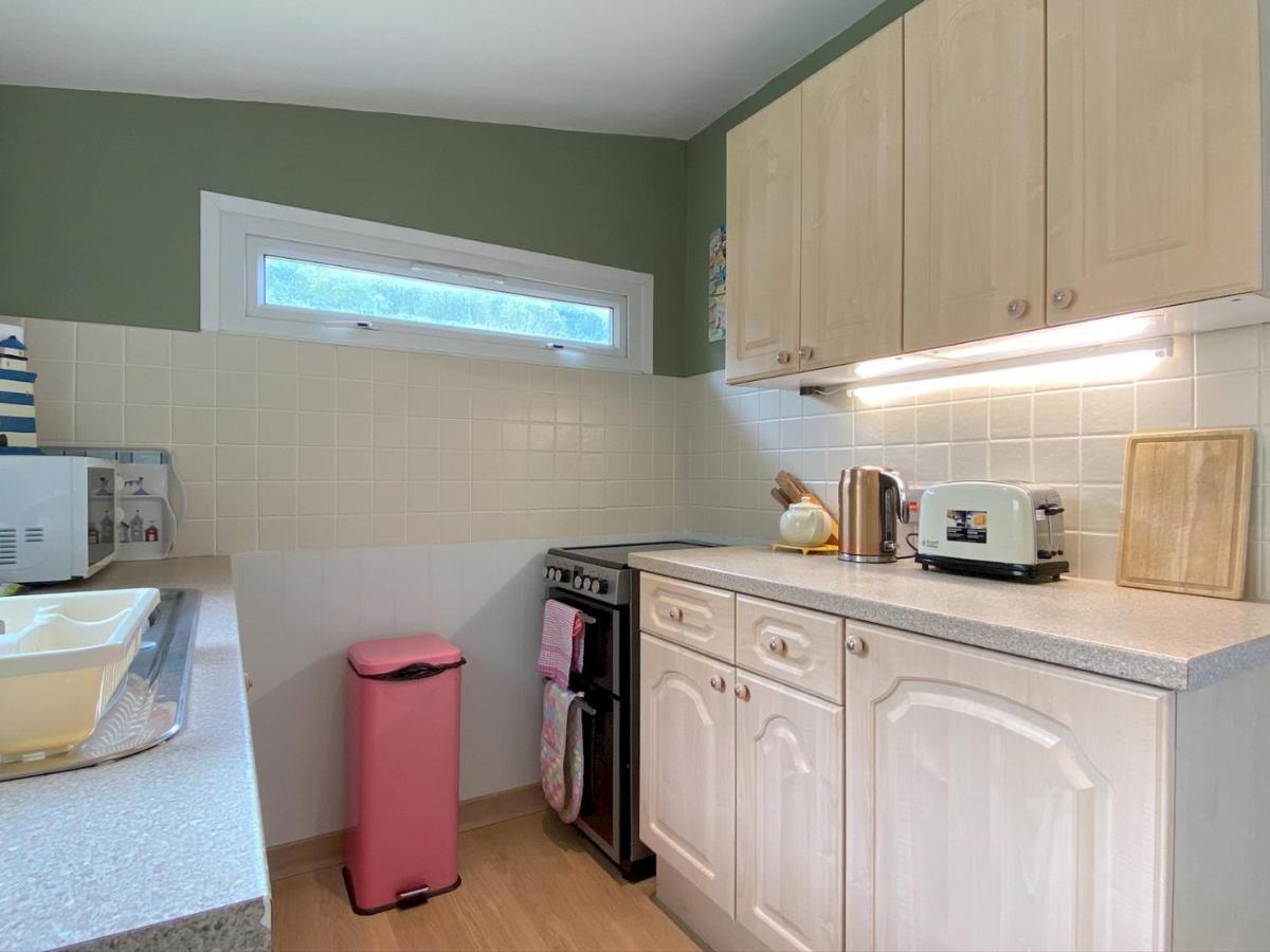 Pass The Keys Gower Beach Staycation Caswell Bay - Sleeps 4 Свонсі Екстер'єр фото